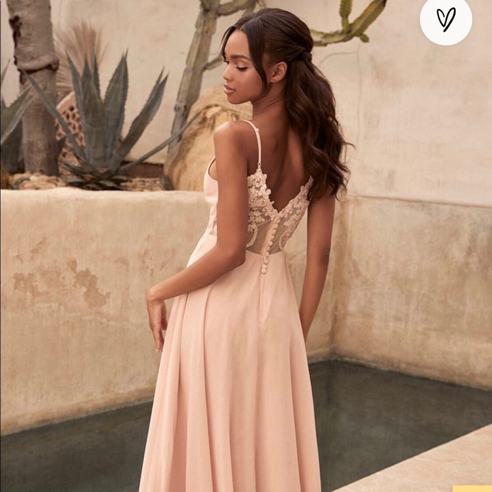 🎉Host pick!🎉{Lulu’s} Romantic Ways lace maxi dress